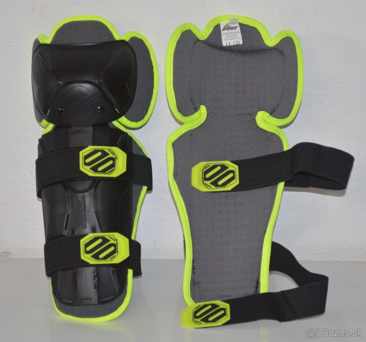 kvalitné a ľahké chrániče holene kolena CE. SHOT - 2