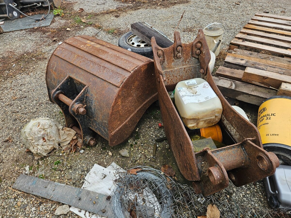 Predám lyžice na JCB - 2