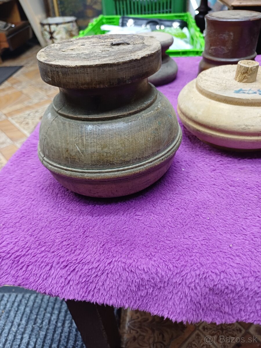 Predám starozitne drevene nohy - 2