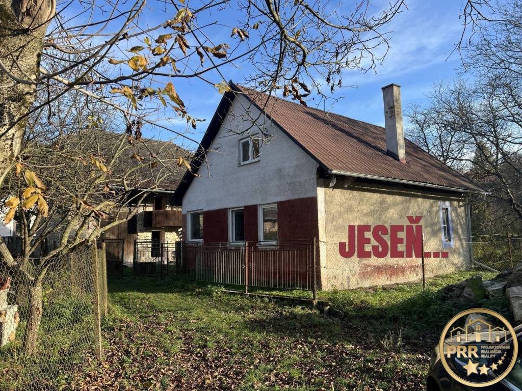 CHALÚPKA s pozemkom 456m2 v podhorskej obci Závada p/Č.vrcho - 2