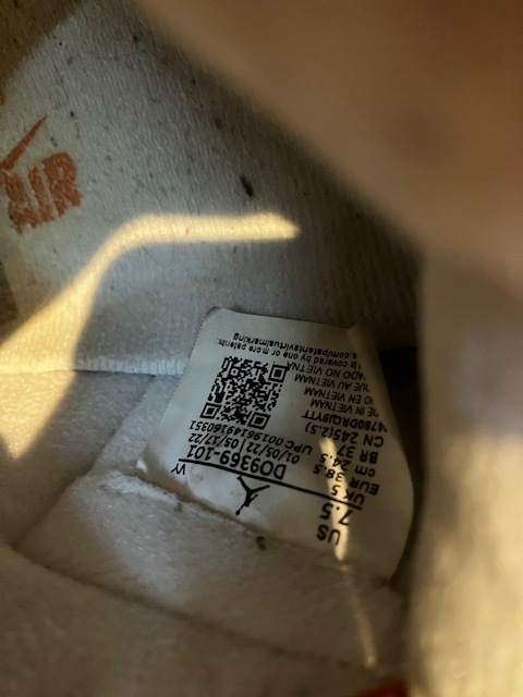 Nike Jordan 1 – DO9369-101 - 2