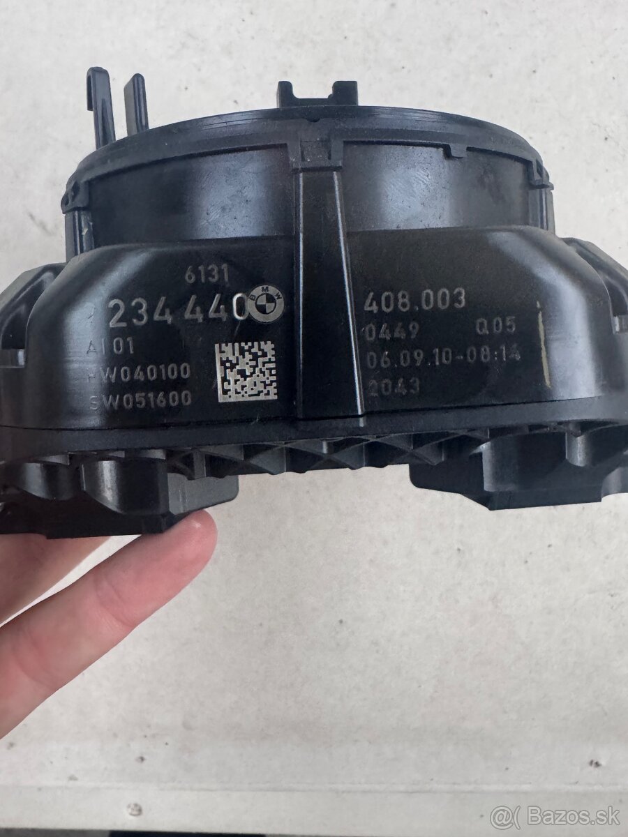 Podvolantová jednotka s krúžkom a tempomatom – BMW 530D - 2