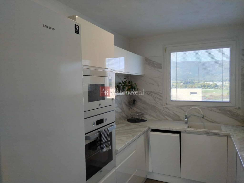 Predaj:4-izbový byt 86 m2 v Martine Košúty 2 Zariadený - 2