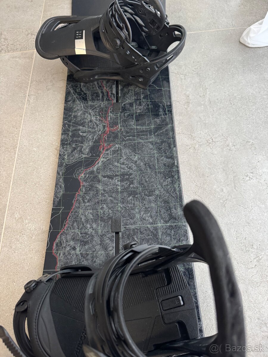 Endeavor high 5 158cm + viazanie burton cartel - 2