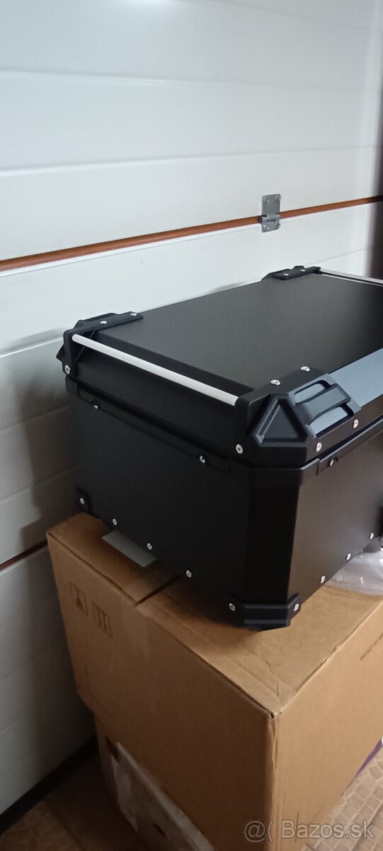 Predám hlinikový top case 65l na BMW KTM Honda a ine - 2