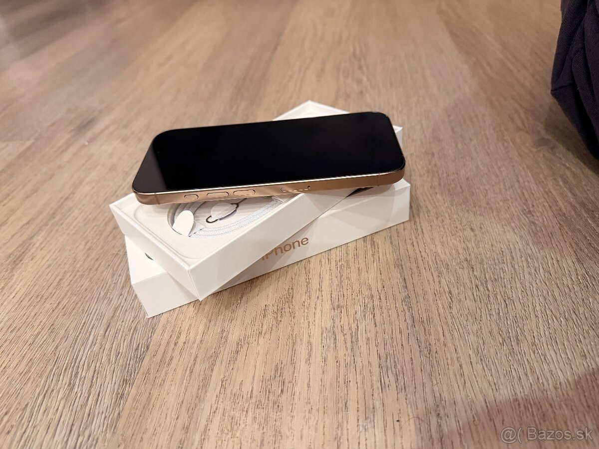 Predam Iphone 16 Pro 256GB Titanium - TOP STAV - 2