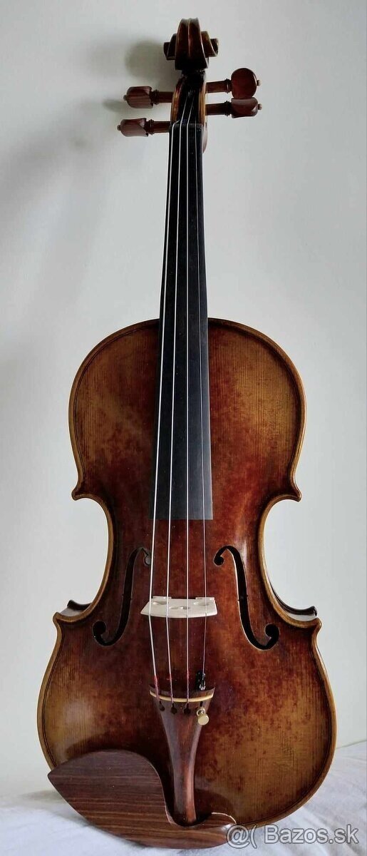 husle 4/4 Stradivari " Lady Harmsworth 1703" model - 2