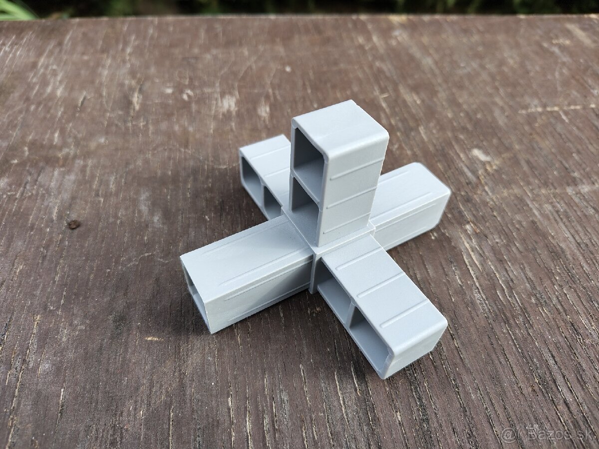 Plastová spojka - 2