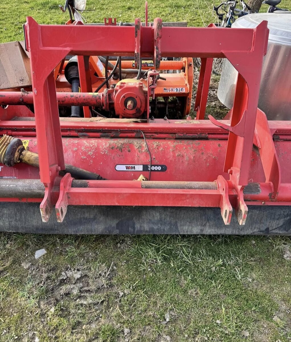 Mulčovač 3m kladivkovy bočný posuv - 2