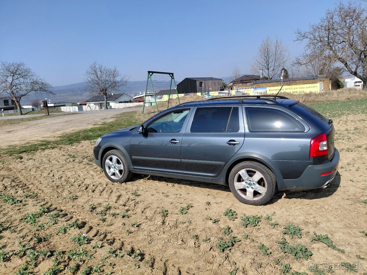 Škoda Octavia scout 2,0 TDI 4x4 - 2