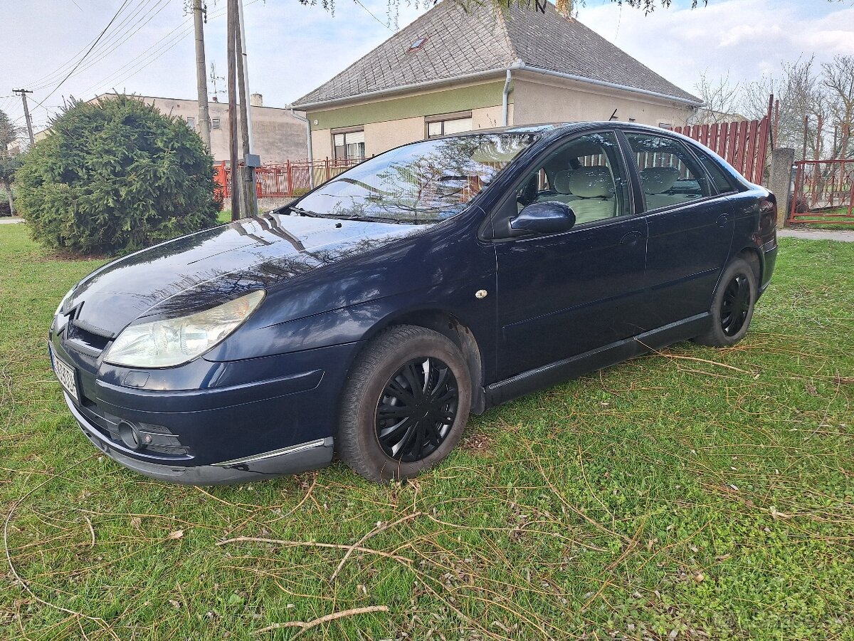 Citroen. Zachovaly stav - 2