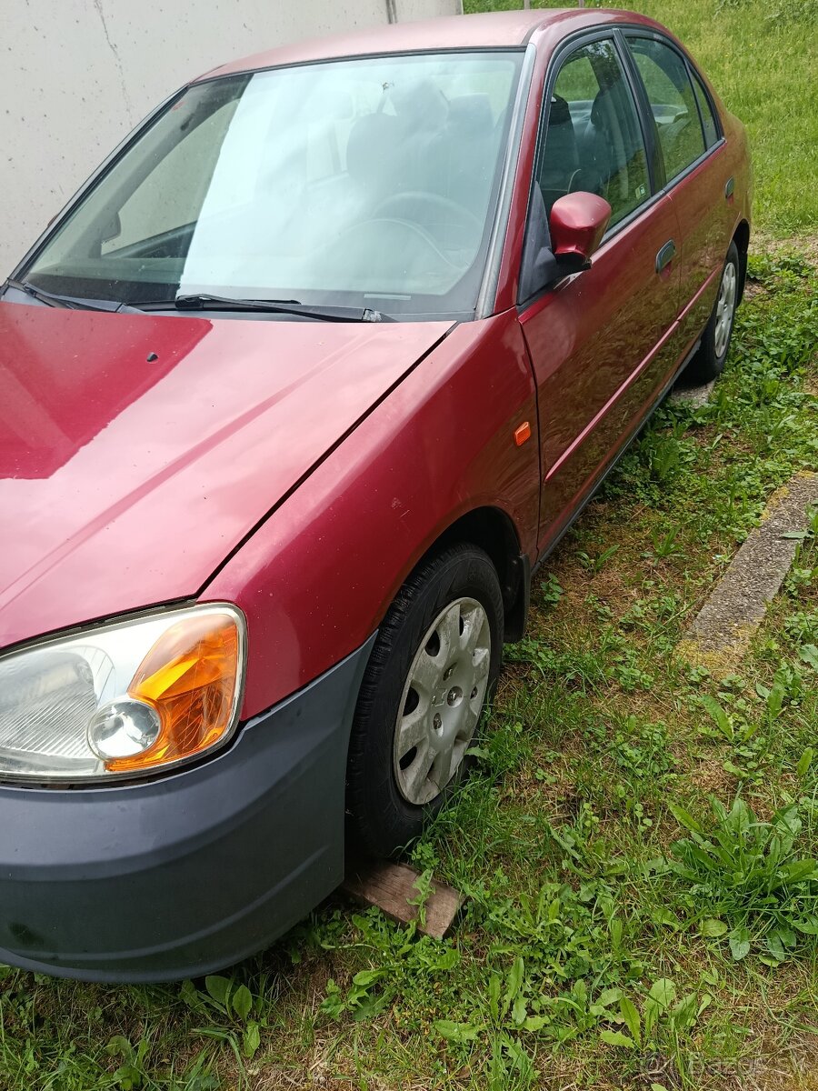 Honda Civic 7g sedan 1.6 - 2