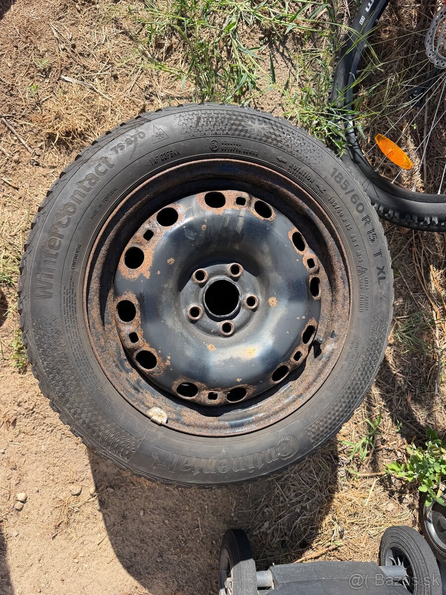 185/60R15 - 2