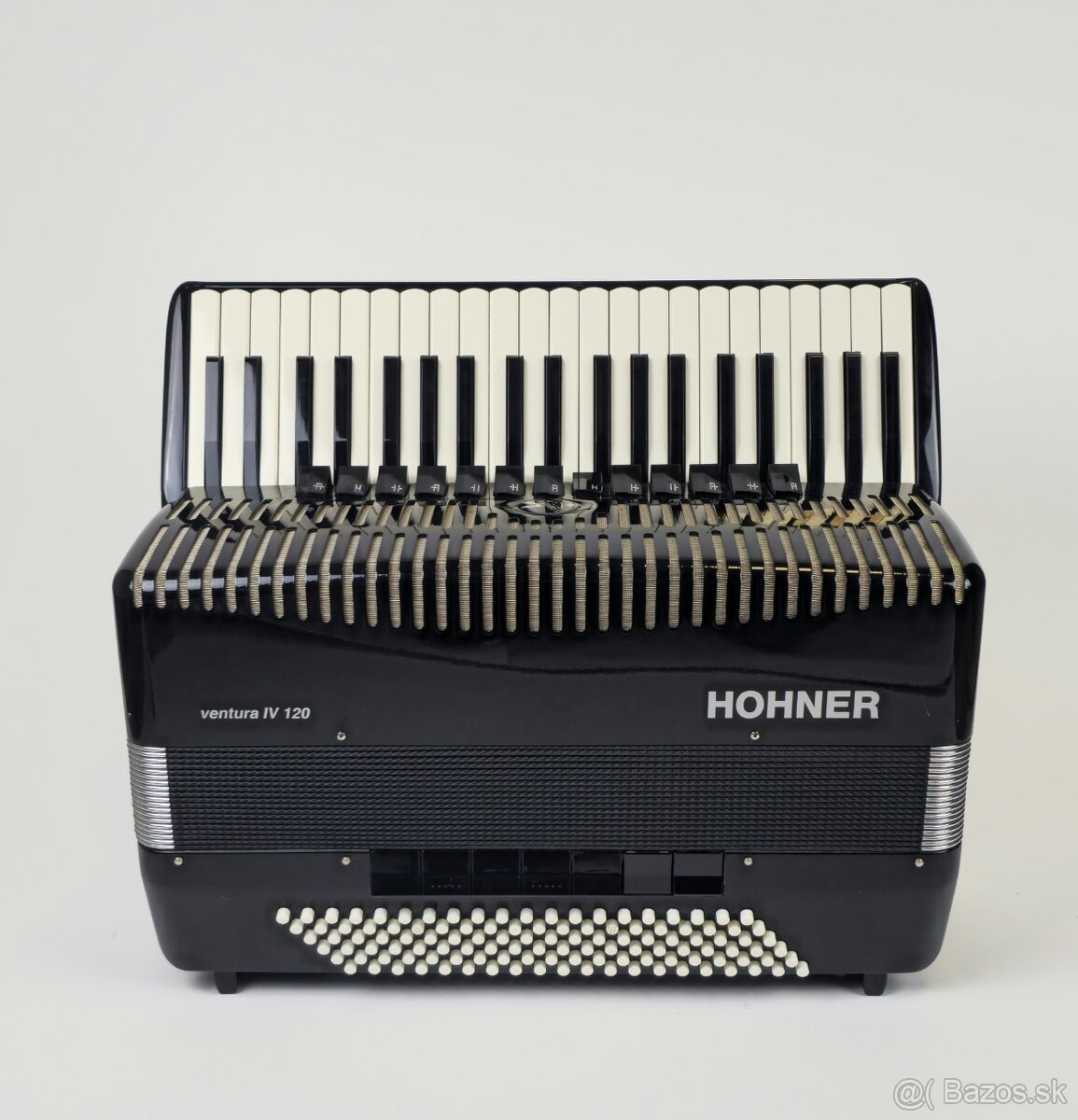 akordeon Hohner Ventura IV ,4 hlas v stave noveho nastroa - 2