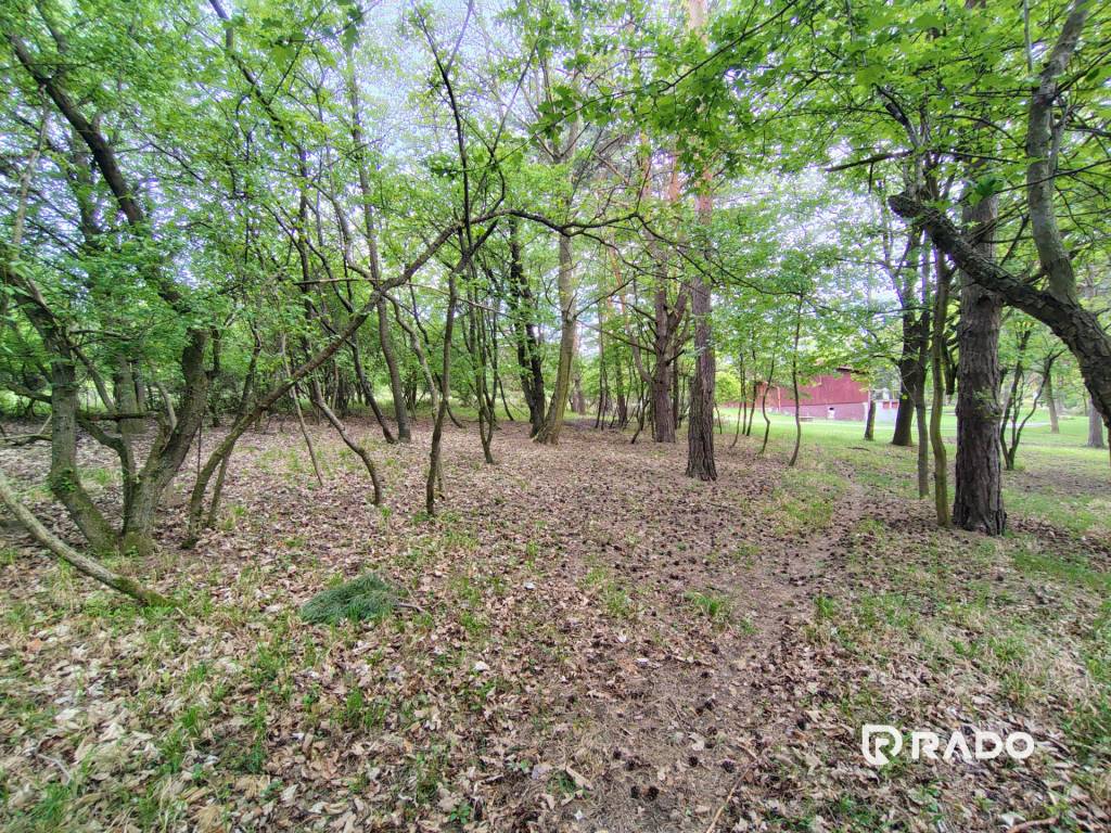 RADO | Pozemok na výstavbu chatky v Zlatníckej doline - 2