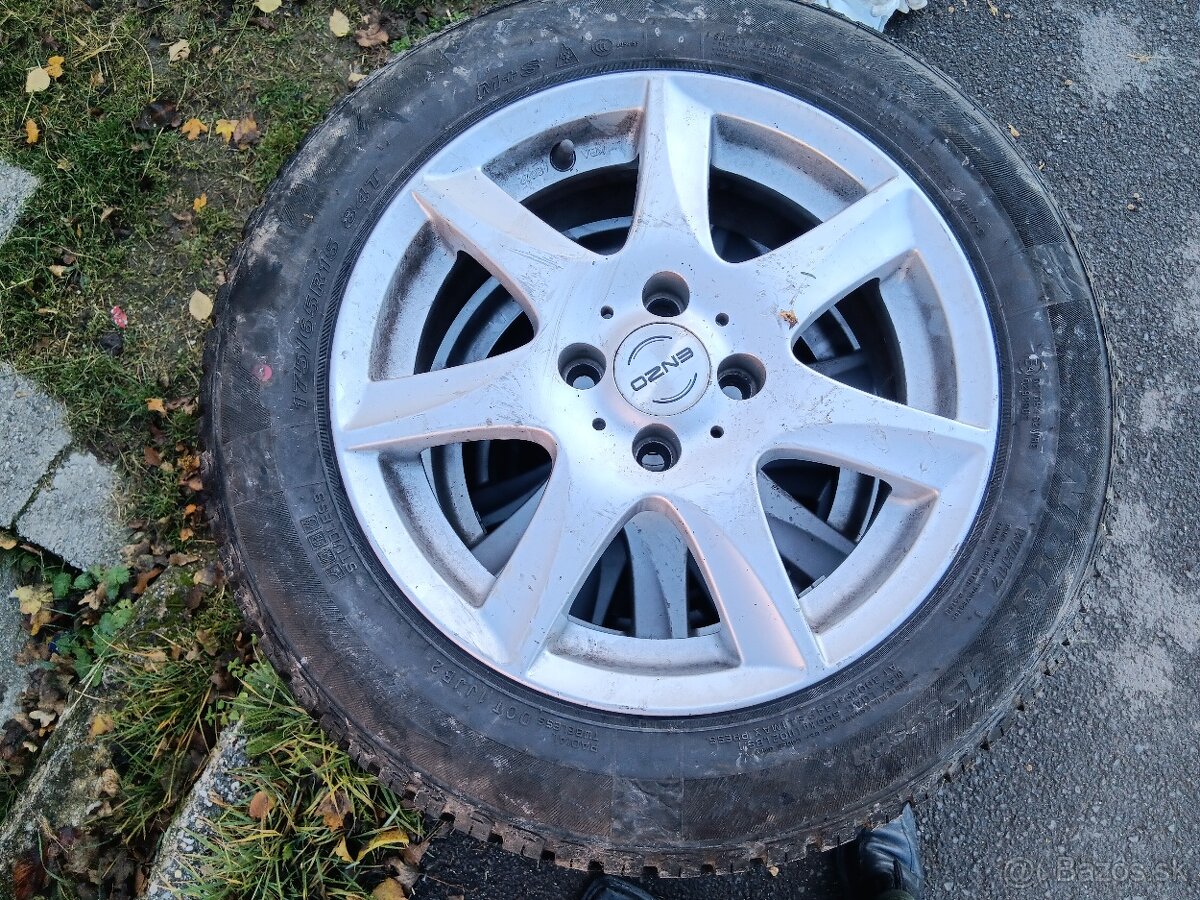 Predám Elektróny Obuté Na Zimných - 2