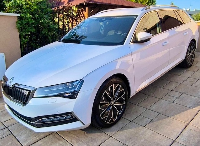 Skoda Superb Combi 1.4 TSI L&K - Hybridné - Automatická - 1 - 2