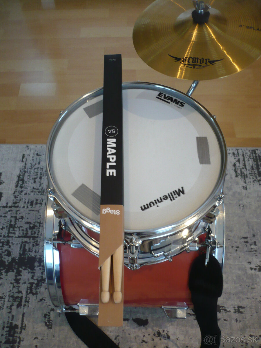 Bicie s činelkou na chodníky - 2