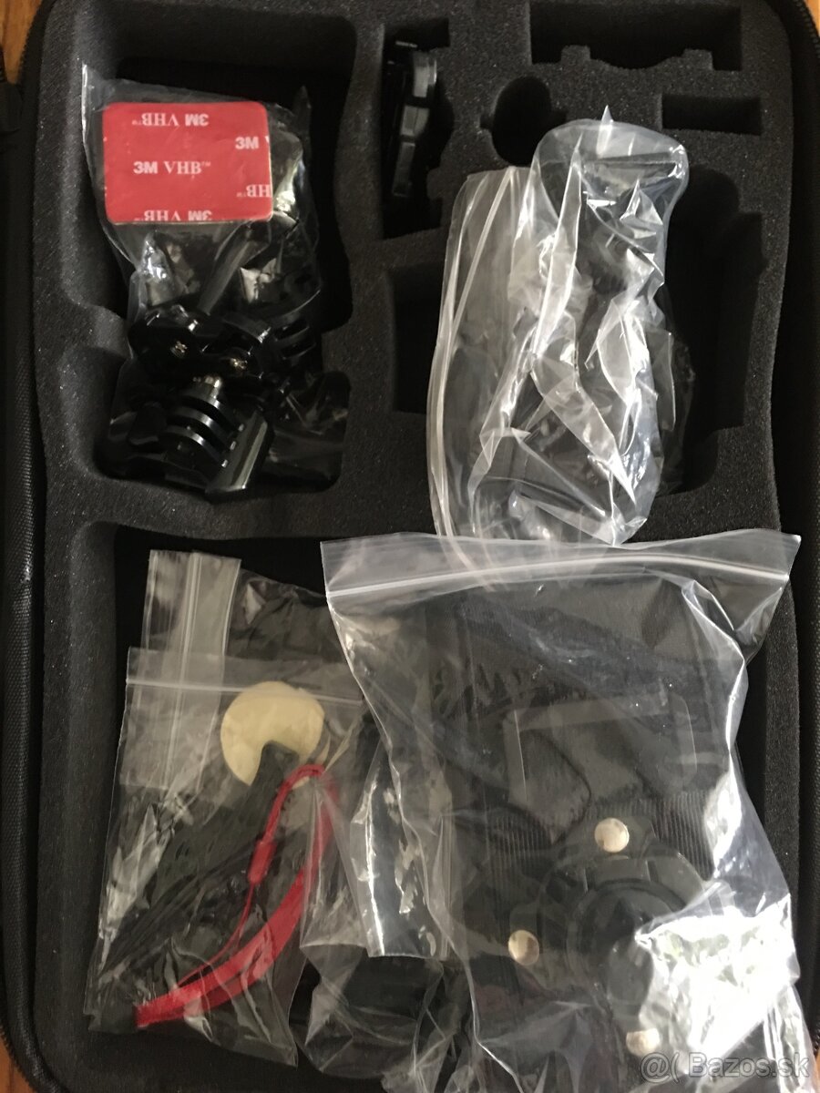 GO PRO prislusenstvo 100ks v kufriku. - 2