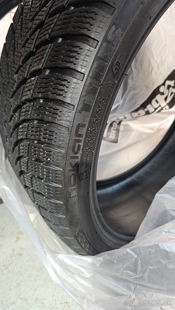 245/35r20 zimné Nokian 2ks - 2
