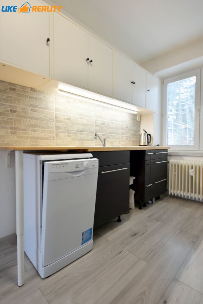 Prenájom 2 izbový byt Centrum, Štúrovo námestie - 2