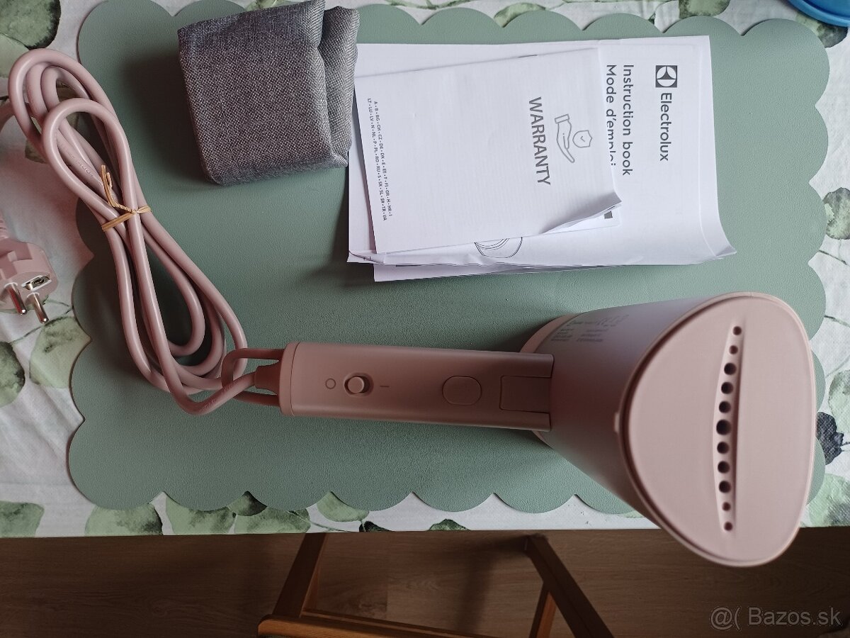 Naparovač odevov Electrolux - 2