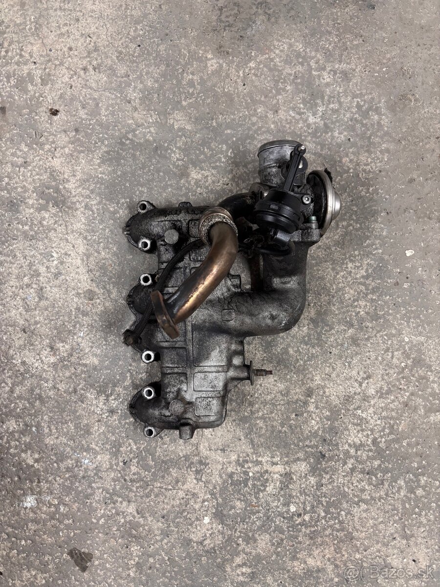 Audi a4 b5 sacie potrubie - 2