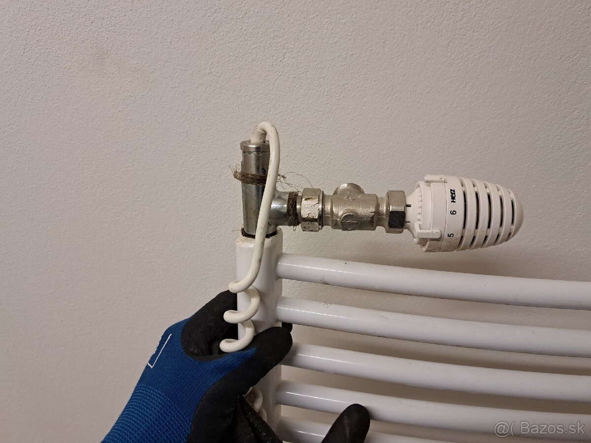 Predáme elektrický radiátor 800w - 2