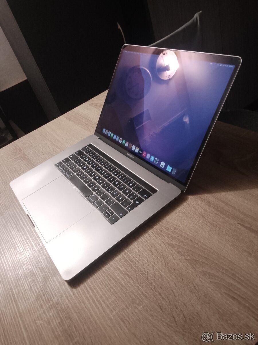 MacBook Pro 15inch 2016 / 16GB/256GB Super stav - 2