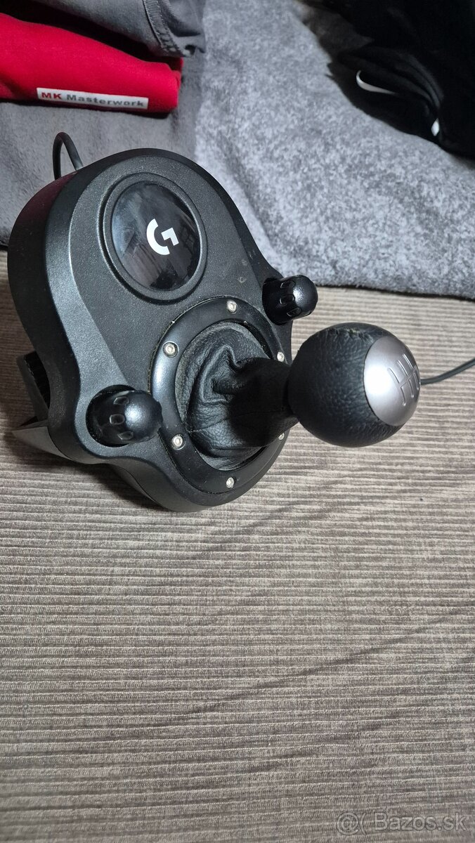 Predám logitech g29 - 2