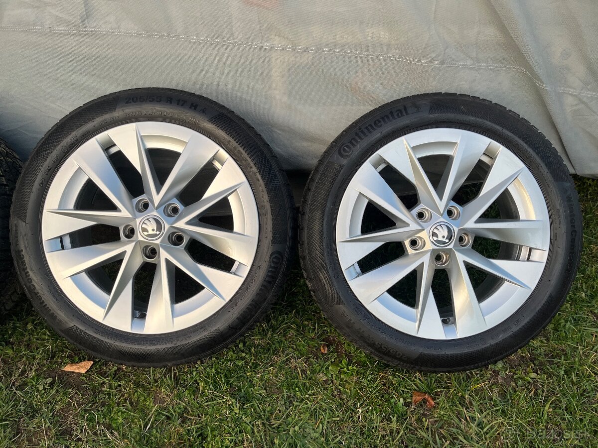 Octavia 4 zimná sada 5x112 r17 - 2