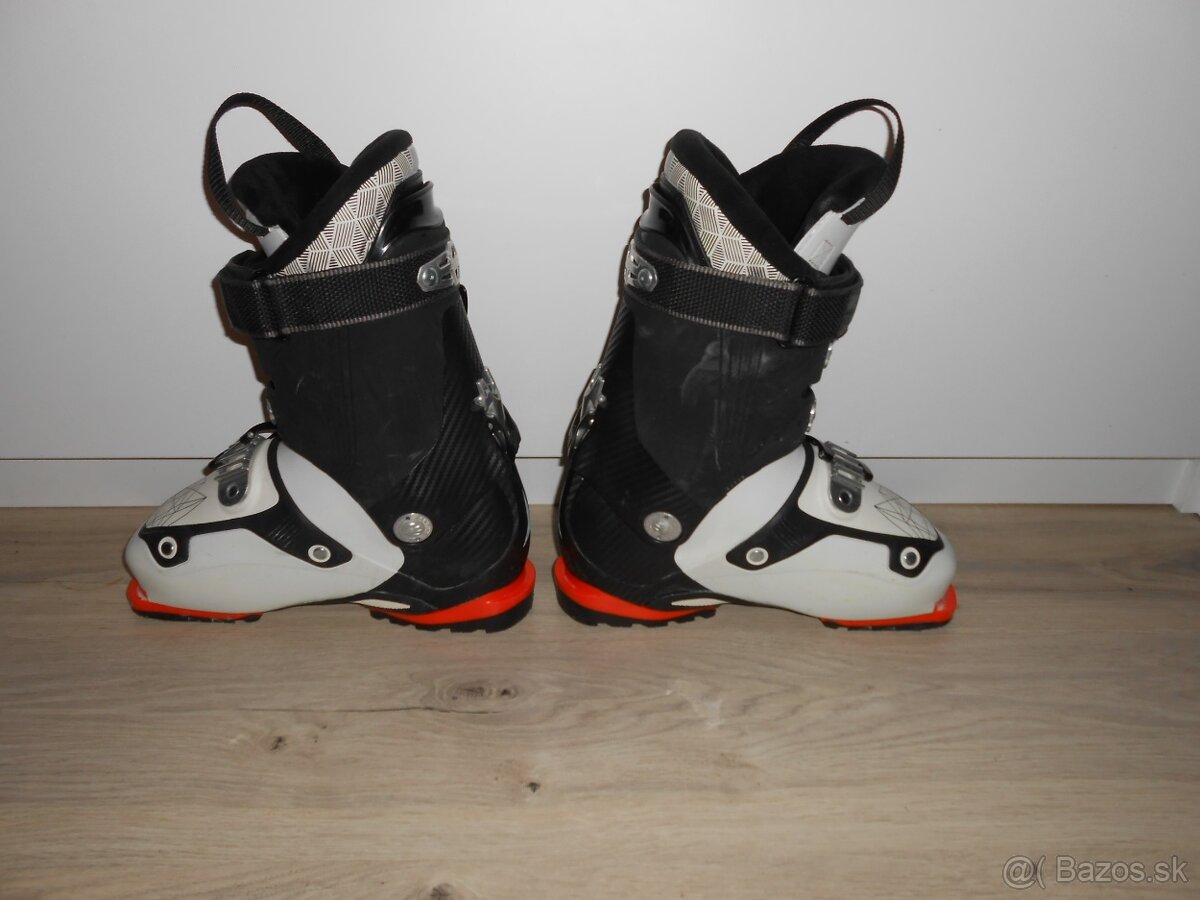 Predam vo velmi peknom stave panske lyziarky ATOMIC WAYMAKER - 2