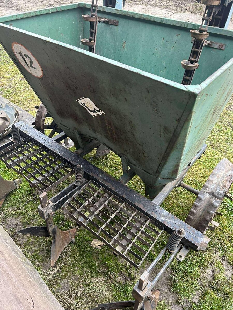 Predám sadzač zemiakov - 2