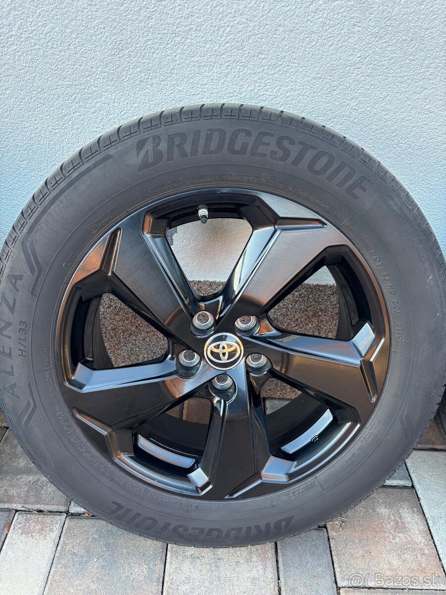 Toyota Rav4 5gen originál alu sada 18” - 2