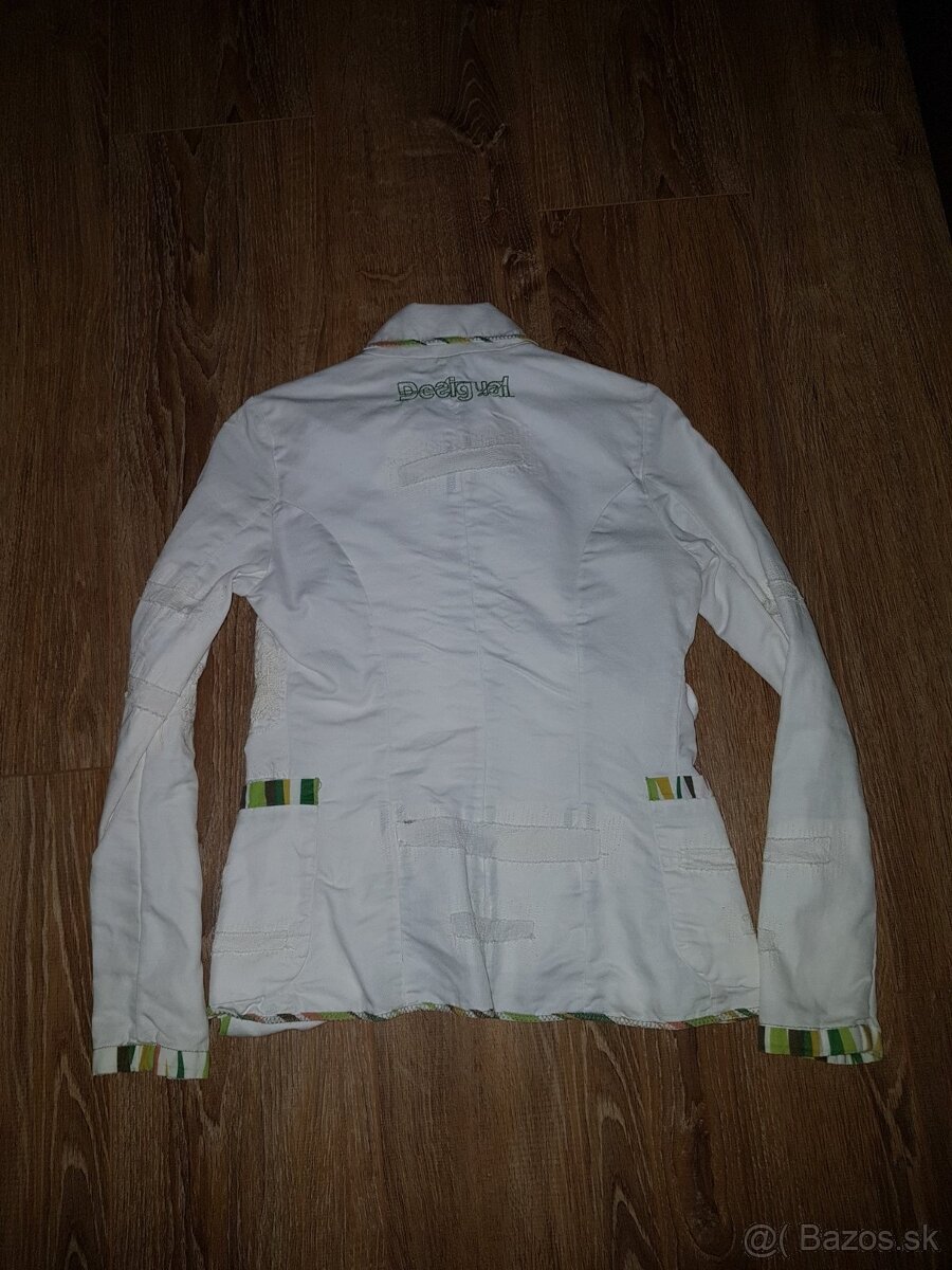 Krasne sako desigual - 2