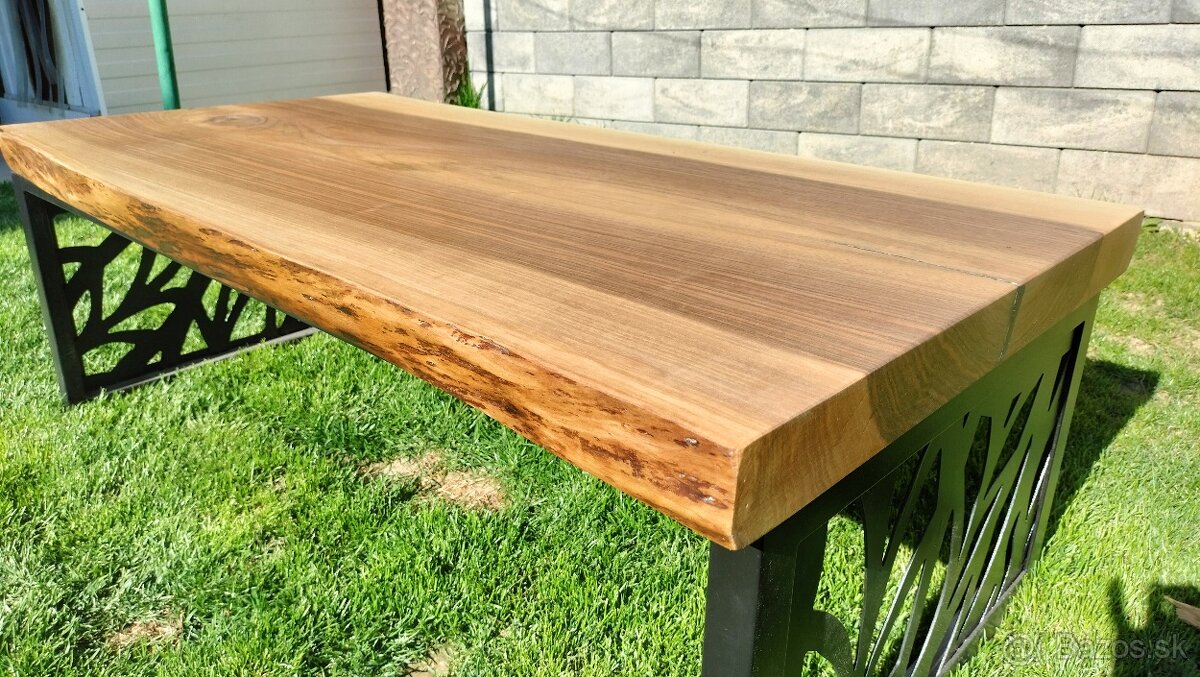 Masívny orechový stôl - 2