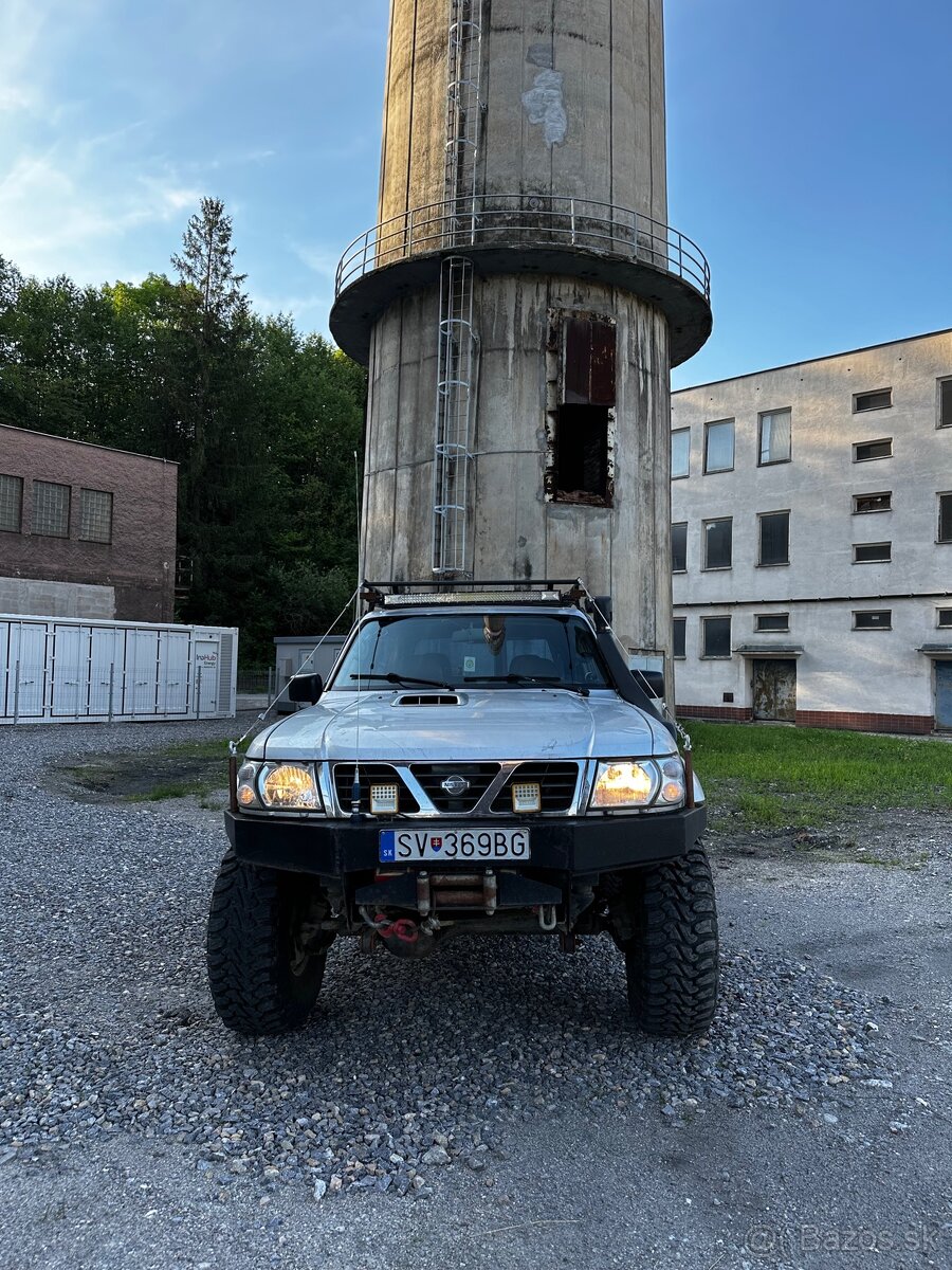 Nissan Patrol y61 2,8