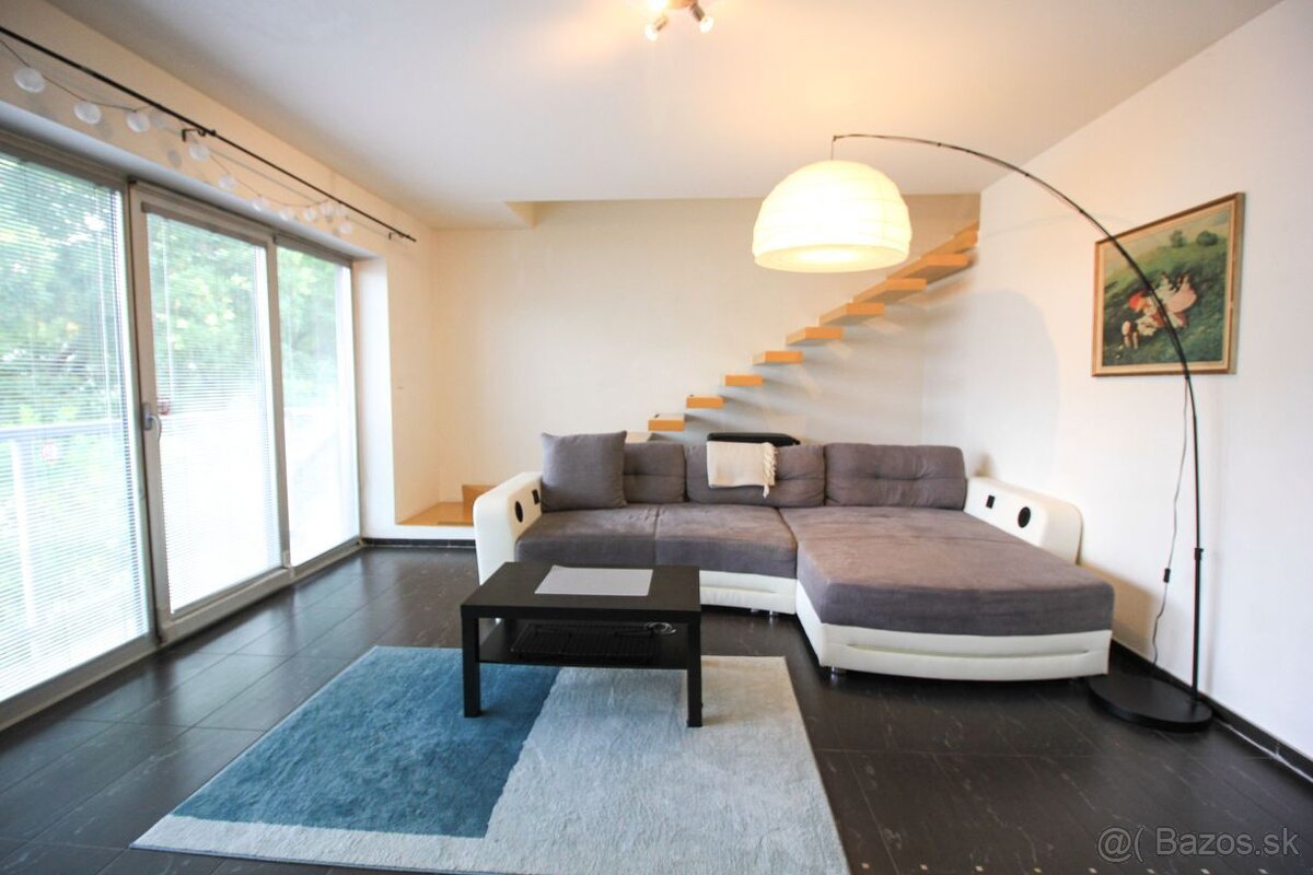 PREDAJ: Priestranný 3-izbový mezonet s terasou v atraktívnej - 2