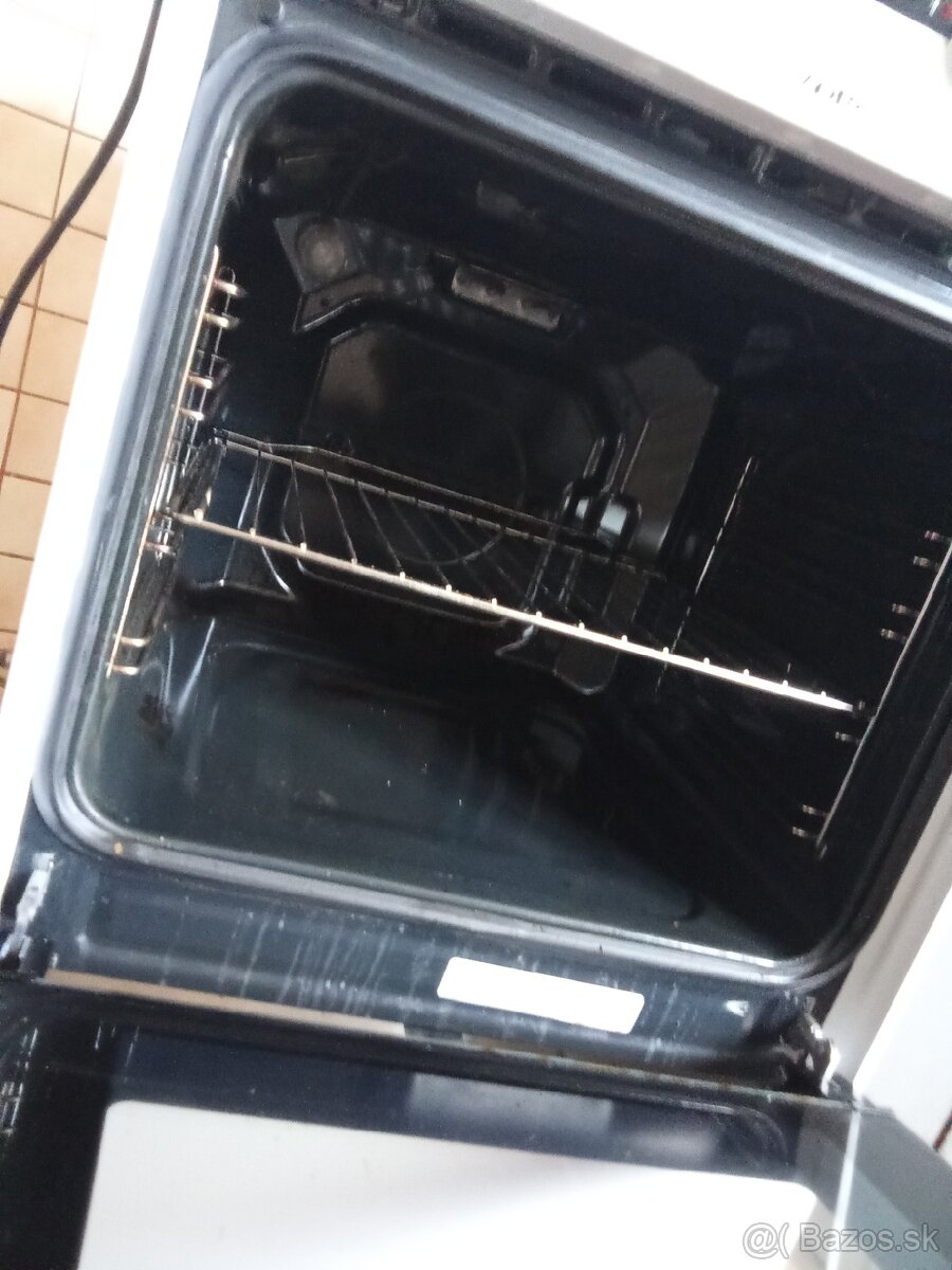 Plyn. Sporák+rúra (záruka) - 2