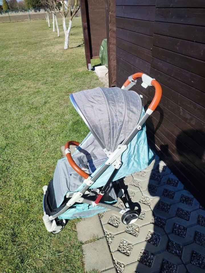 Nový sportovní kočárek (šedo-zelený) - 2