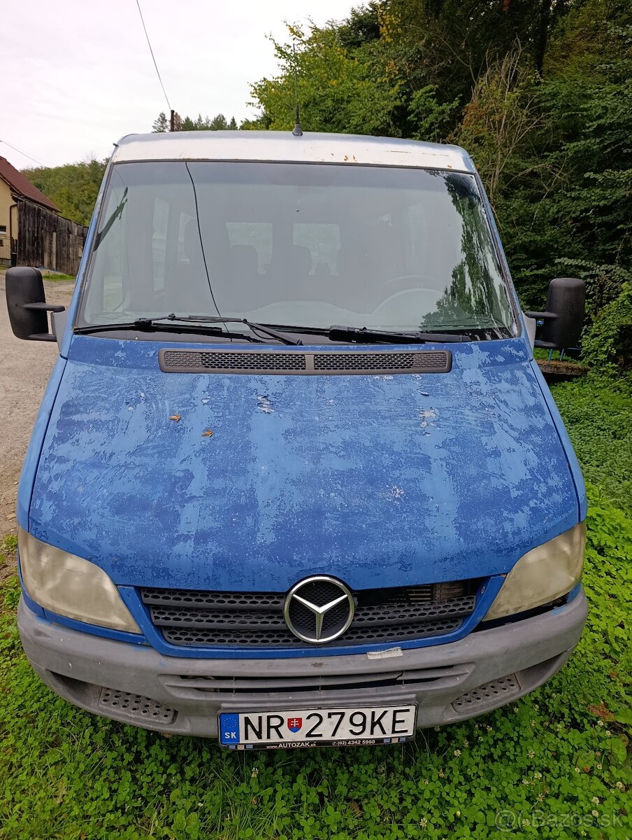 Mercedes Benz 211 CDI - 2