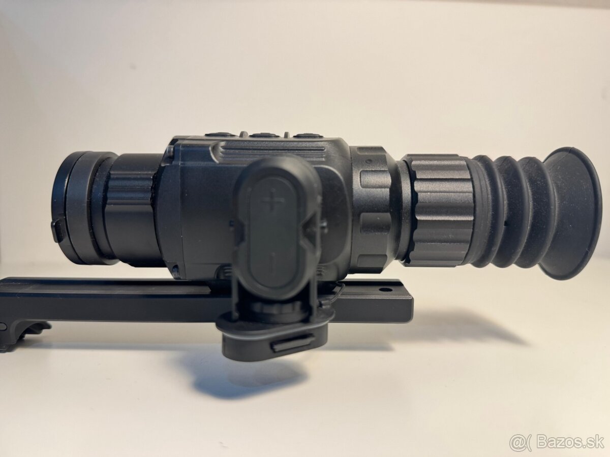 Termozameriavač Night Pearl FOX19 - 2