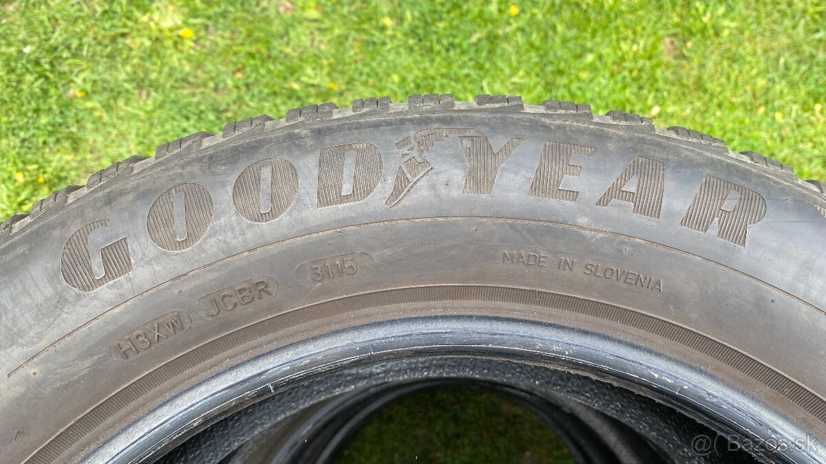 Zimné pneu Goodyear, 205/60 R16 - 2