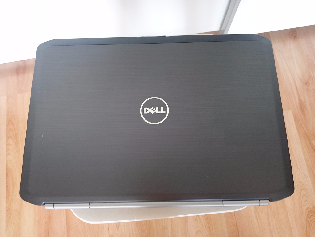 Dell Latitude e5420 . Intel core i5 , 4gb ram , Windows 7 - 2