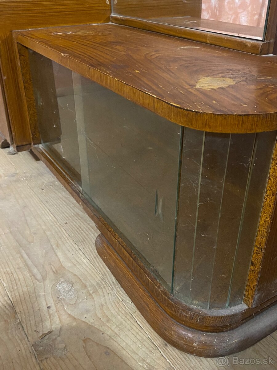 Toaletný stolík - 2