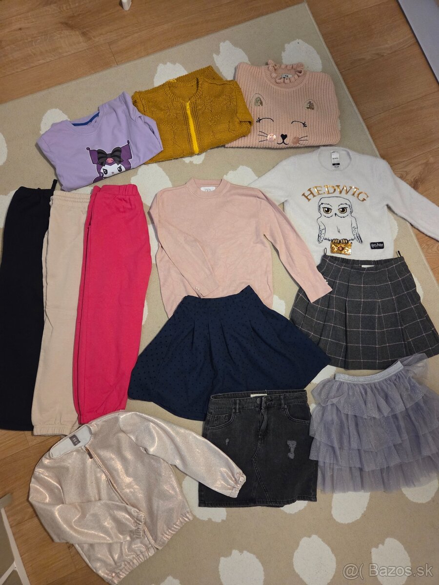 Balik oblečenia veľ.128 - 2