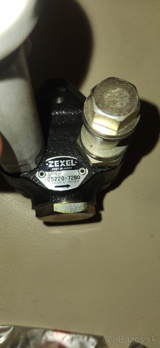 AC pumpa na JCB JS bagre - 2