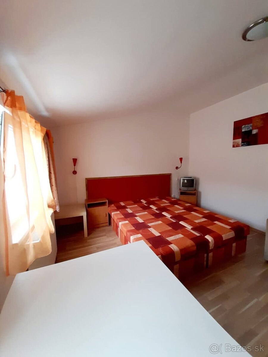 Garsonka v centre - bez depozitu - 2