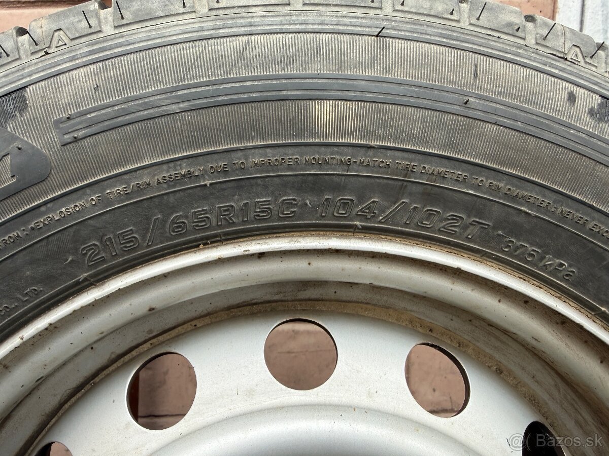 Letne pneumatiky 215/65 R15C na diskoch 5x108 - 2