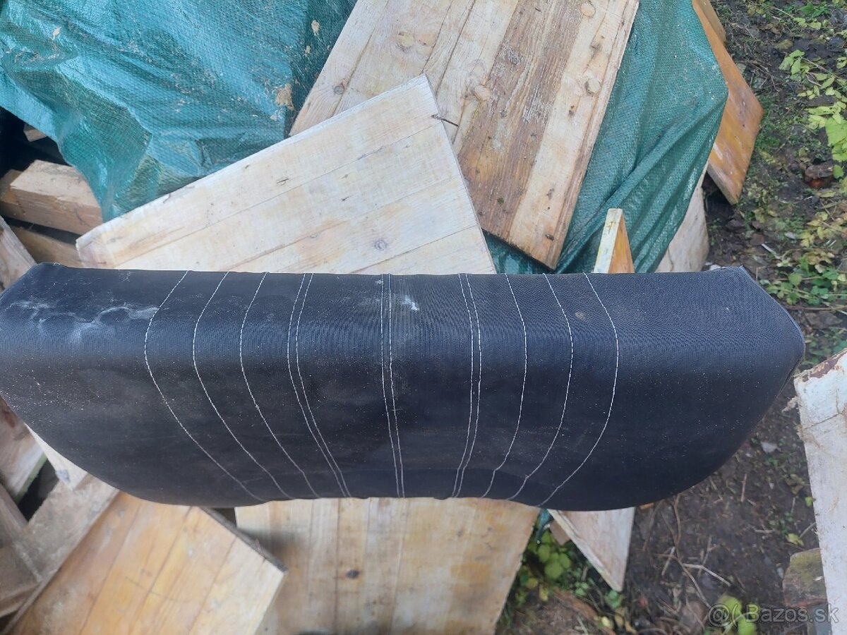 Sedacky skoda 105s - 2